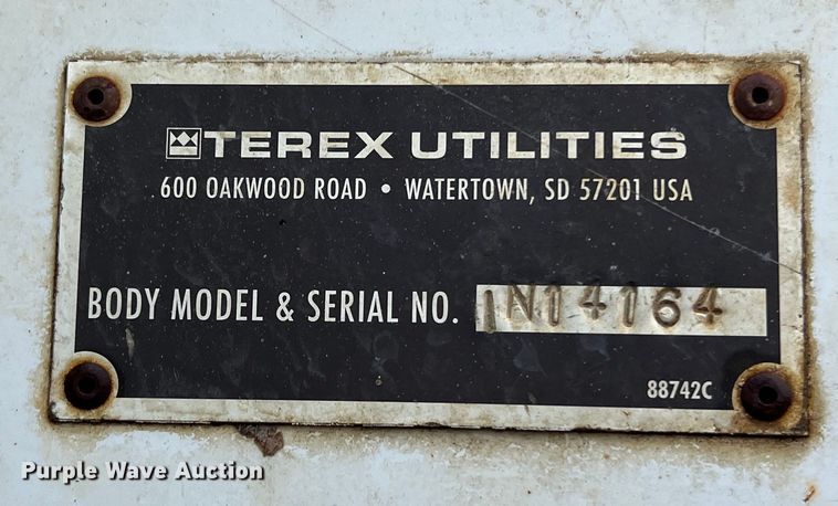 image for item DS3031 2008 Ford F750 Super Duty digger derrick truck