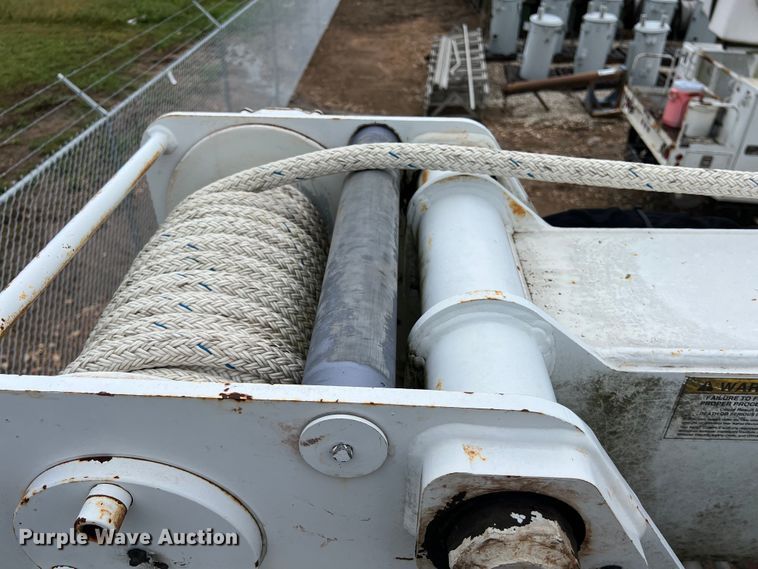 image for item DS3031 2008 Ford F750 Super Duty digger derrick truck