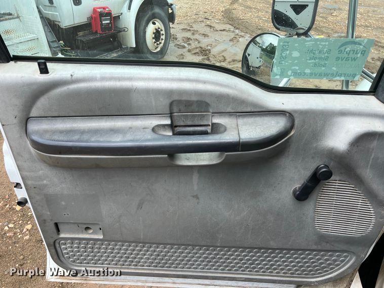 image for item DS3031 2008 Ford F750 Super Duty digger derrick truck