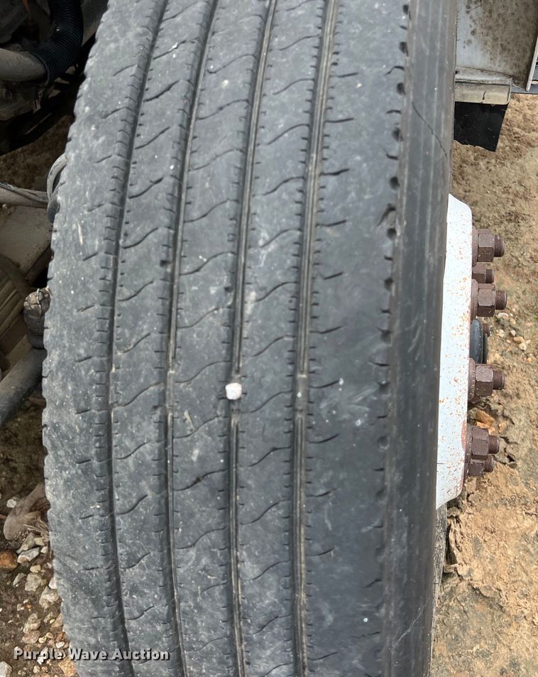 image for item DS3031 2008 Ford F750 Super Duty digger derrick truck