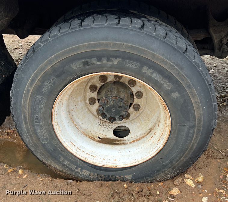 image for item DS3031 2008 Ford F750 Super Duty digger derrick truck