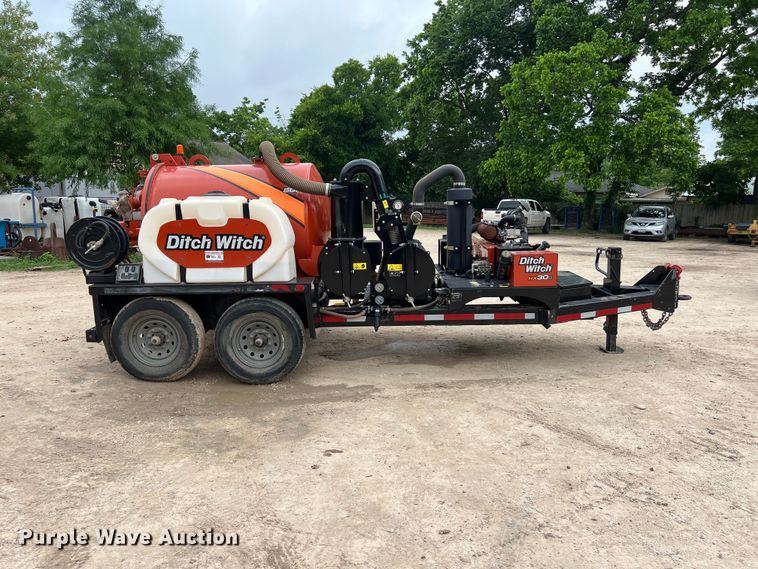 image for item DS3035 2021 Ditch Witch  HX30G vacuum excavator