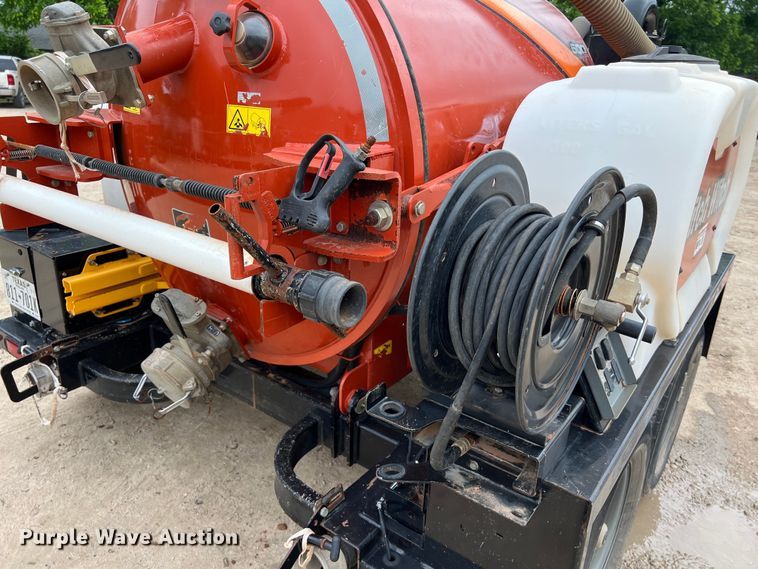 image for item DS3035 2021 Ditch Witch  HX30G vacuum excavator