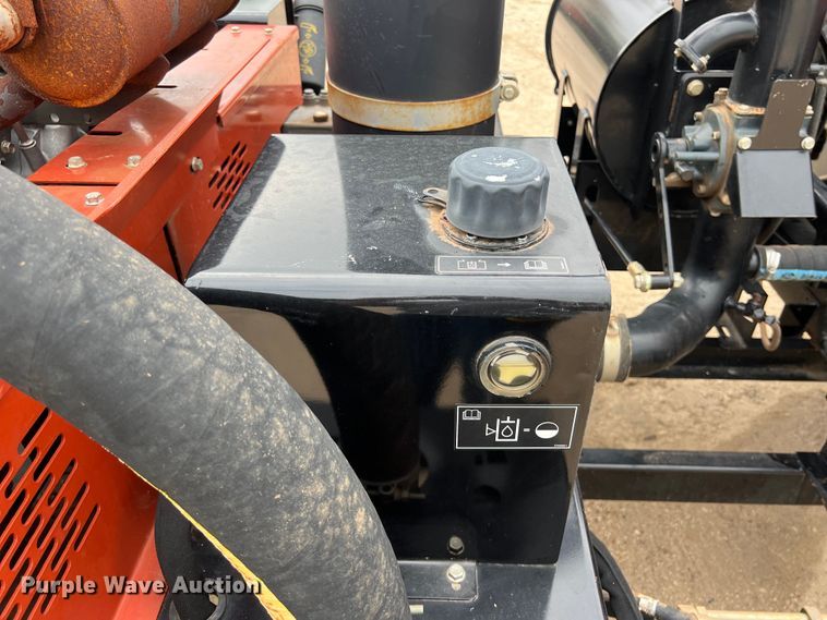 image for item DS3035 2021 Ditch Witch  HX30G vacuum excavator