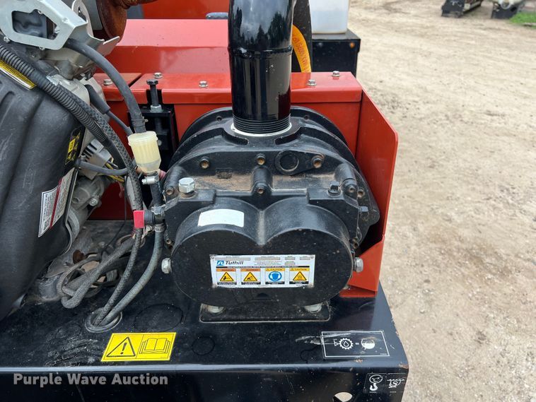 image for item DS3035 2021 Ditch Witch  HX30G vacuum excavator