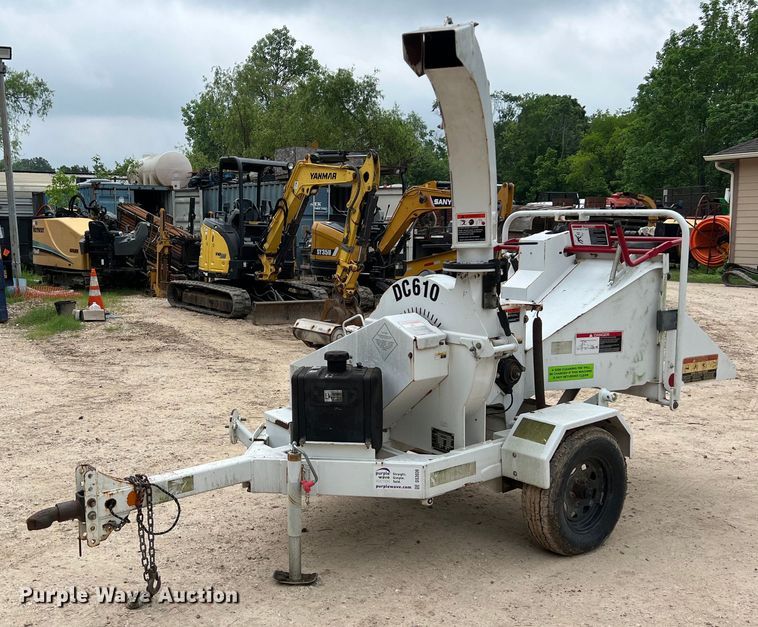 image for item DS3036 2013 Altec DC610 wood chipper