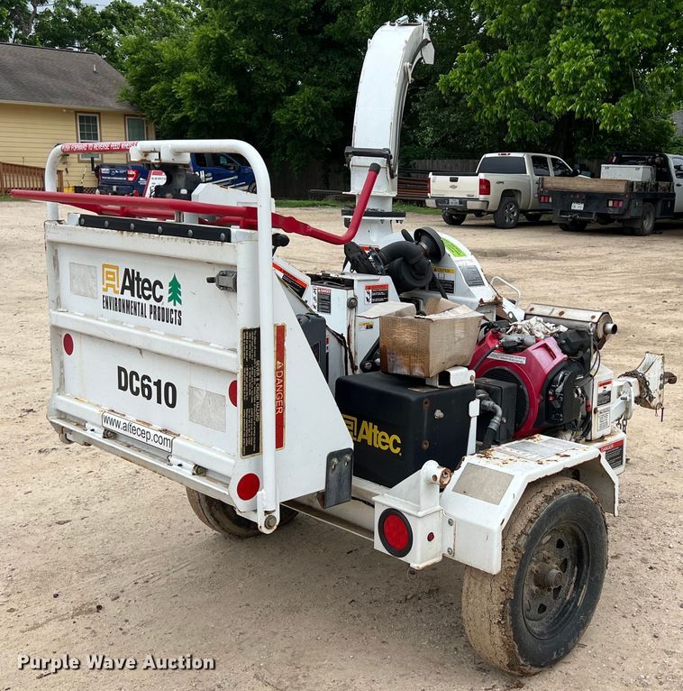 image for item DS3036 2013 Altec DC610 wood chipper