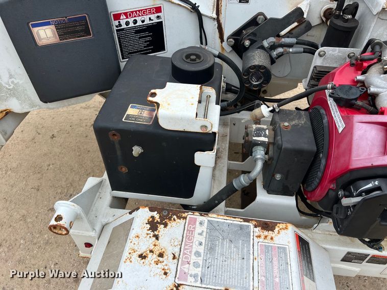 image for item DS3036 2013 Altec DC610 wood chipper