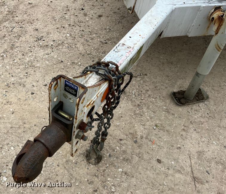 image for item DS3036 2013 Altec DC610 wood chipper