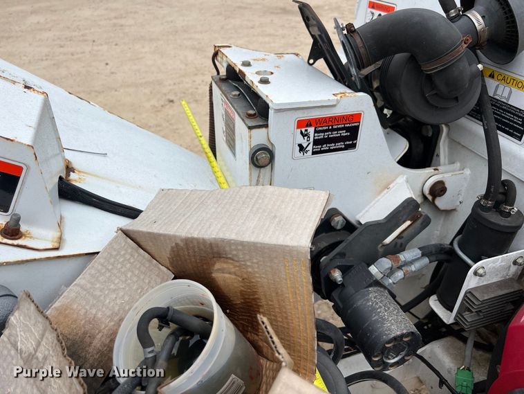 image for item DS3036 2013 Altec DC610 wood chipper