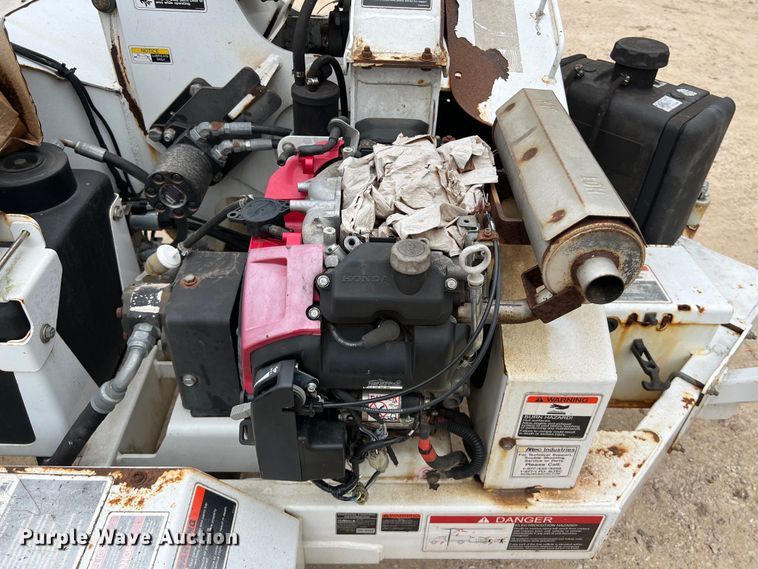 image for item DS3036 2013 Altec DC610 wood chipper