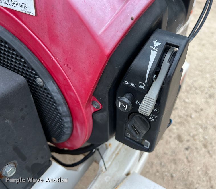 image for item DS3036 2013 Altec DC610 wood chipper