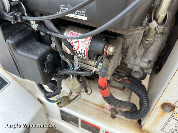 image for item DS3036 2013 Altec DC610 wood chipper