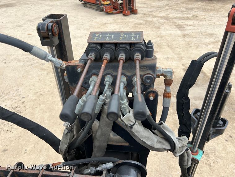 image for item DS3039 2004 Ditch Witch  JT1220 Mach 1 directional boring unit