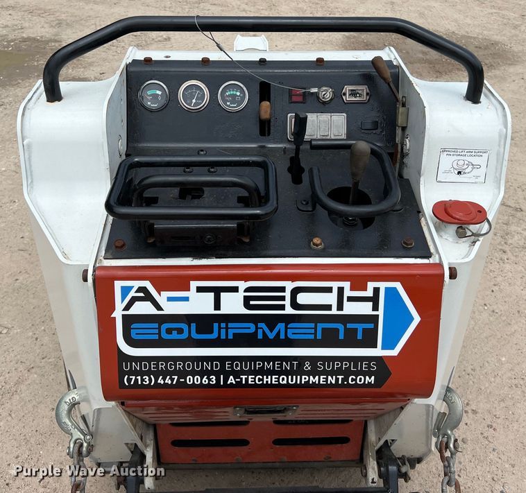 image for item DS3042 2005 Bobcat MT55 compact utility loader