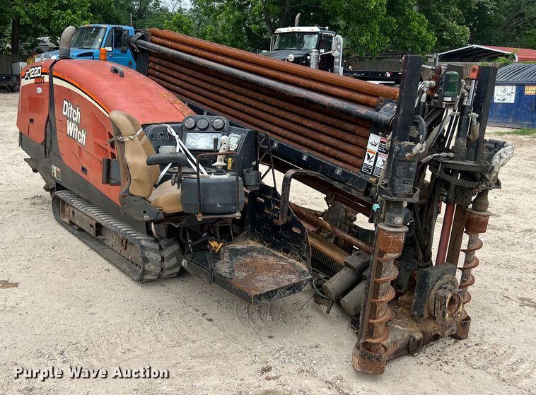 image for item DS3046 2004 Ditch Witch  JT1220 Mach 1 directional boring unit