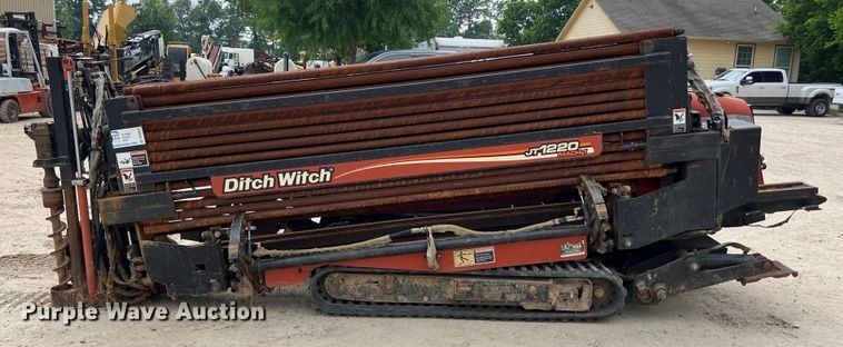 image for item DS3046 2004 Ditch Witch  JT1220 Mach 1 directional boring unit