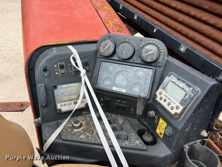 image for item DS3046 2004 Ditch Witch  JT1220 Mach 1 directional boring unit