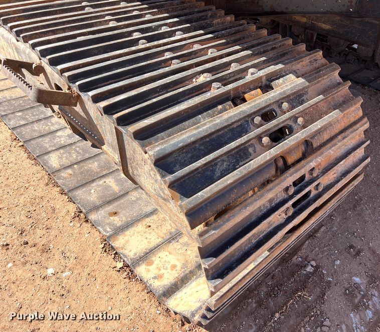 image for item DS3047 2012 Volvo  EC220DL excavator