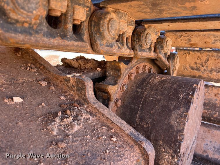 image for item DS3047 2012 Volvo  EC220DL excavator