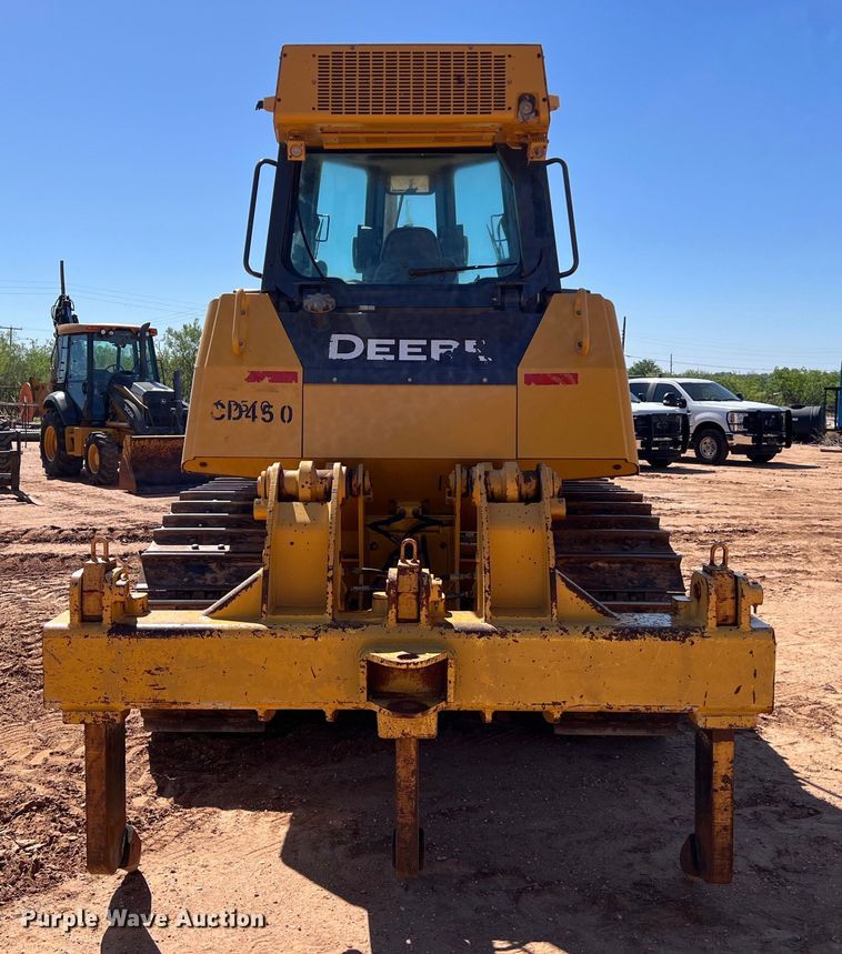 image for item DS3048 2006 John Deere  750J dozer