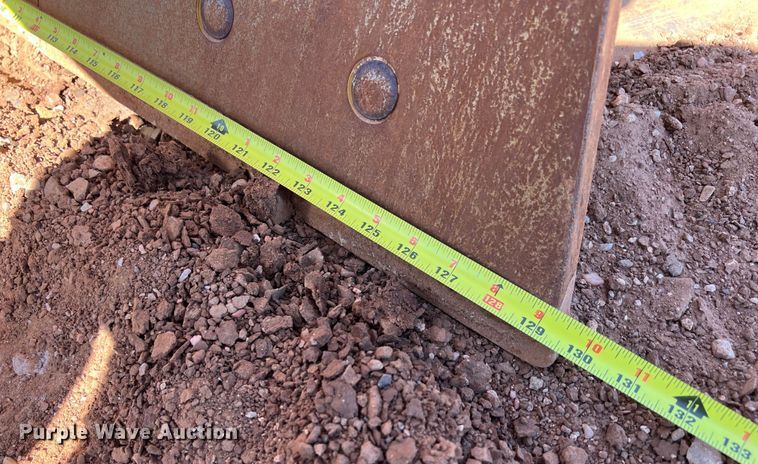 image for item DS3048 2006 John Deere  750J dozer