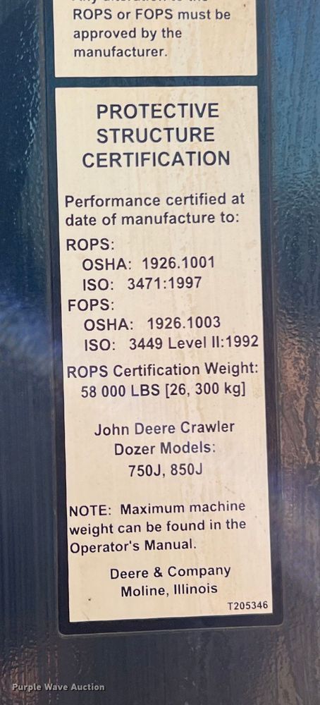 image for item DS3048 2006 John Deere  750J dozer