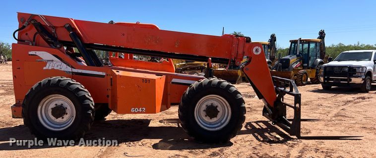 image for item DS3049 2008 Sky Trak 6042 telehandler