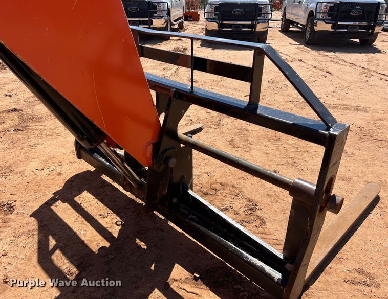 image for item DS3049 2008 Sky Trak 6042 telehandler