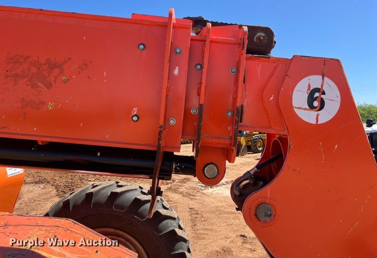 image for item DS3049 2008 Sky Trak 6042 telehandler