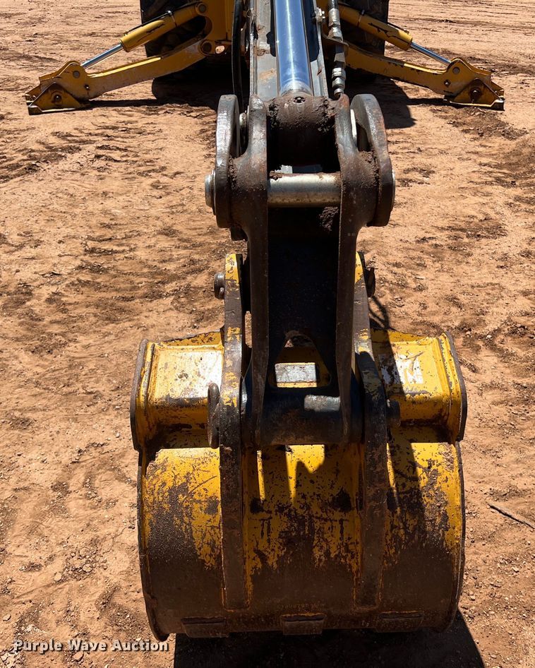 image for item DS3051 2014 John Deere  310SK backhoe