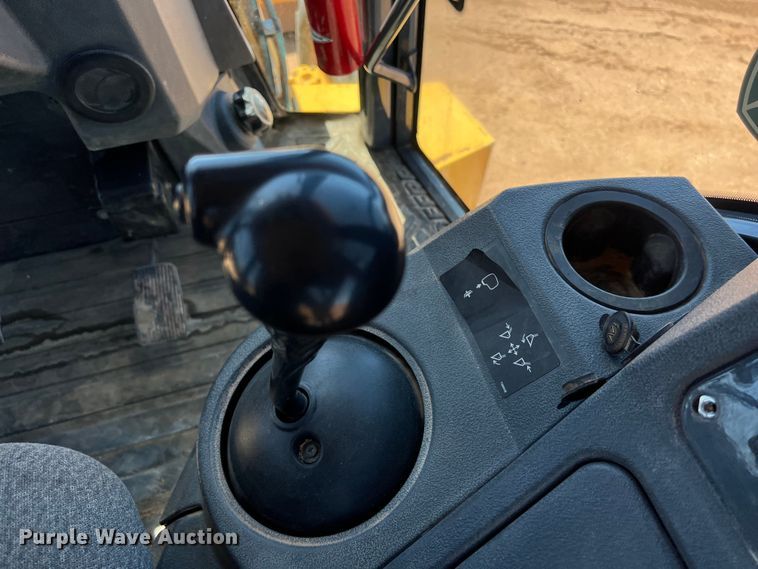 image for item DS3051 2014 John Deere  310SK backhoe