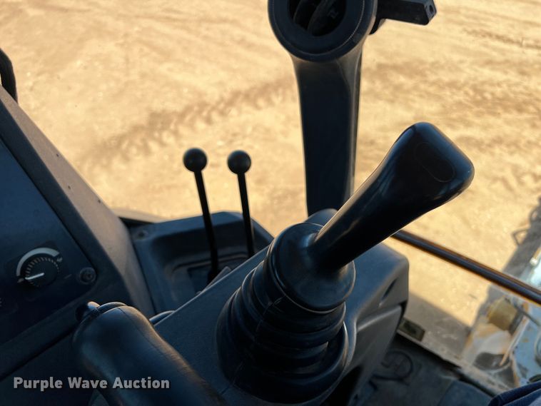 image for item DS3051 2014 John Deere  310SK backhoe