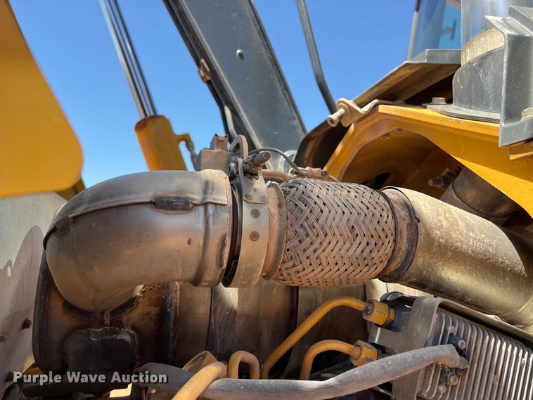 image for item DS3051 2014 John Deere  310SK backhoe