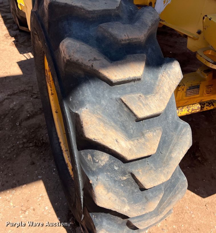 image for item DS3051 2014 John Deere  310SK backhoe