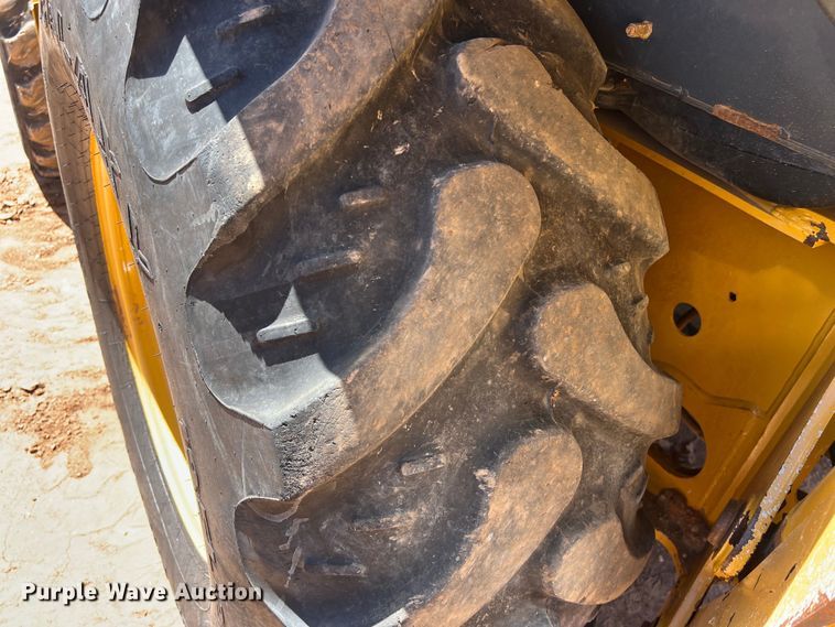 image for item DS3051 2014 John Deere  310SK backhoe