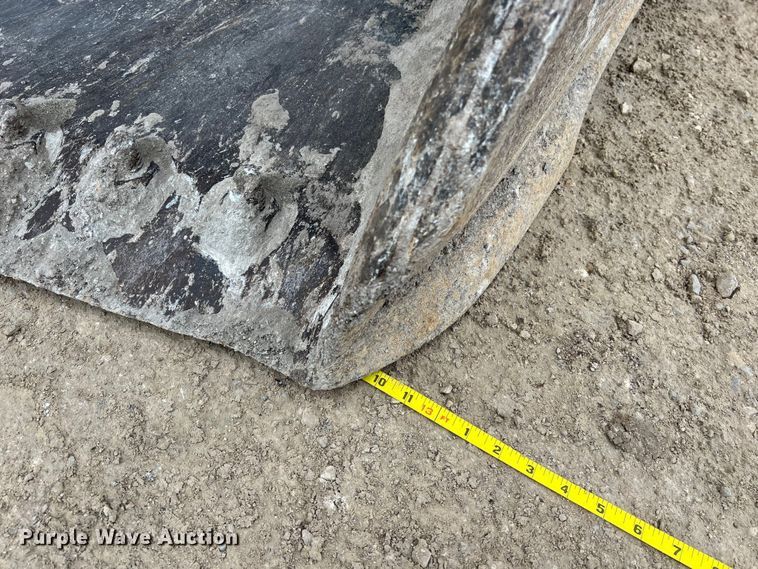 image for item DS3069 2004 Volvo  L330E wheel loader