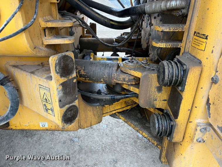 image for item DS3069 2004 Volvo  L330E wheel loader