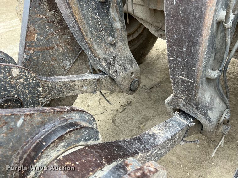 image for item DS3069 2004 Volvo  L330E wheel loader