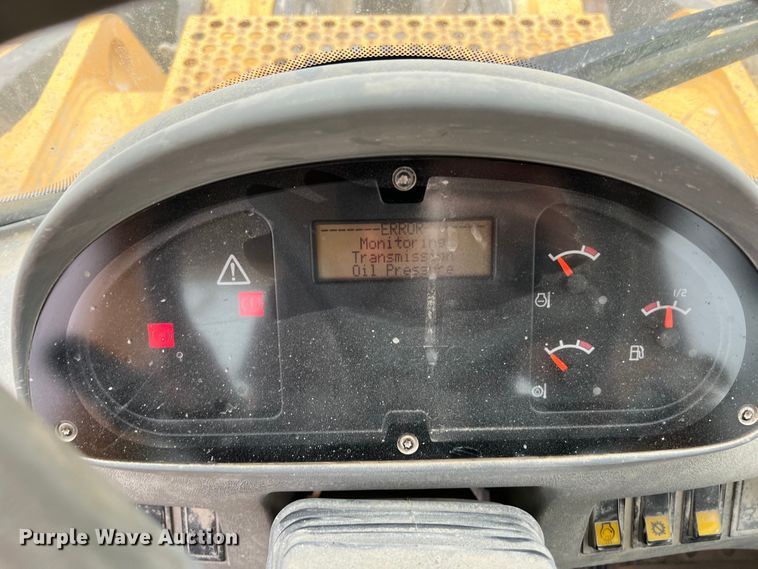 image for item DS3069 2004 Volvo  L330E wheel loader