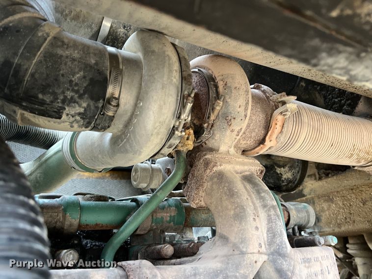 image for item DS3069 2004 Volvo  L330E wheel loader