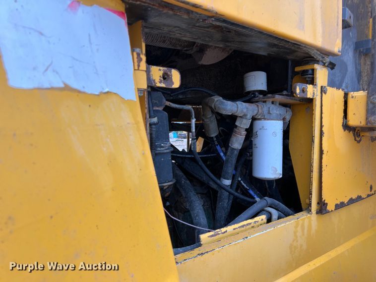 image for item DS3069 2004 Volvo  L330E wheel loader