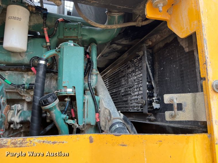 image for item DS3069 2004 Volvo  L330E wheel loader