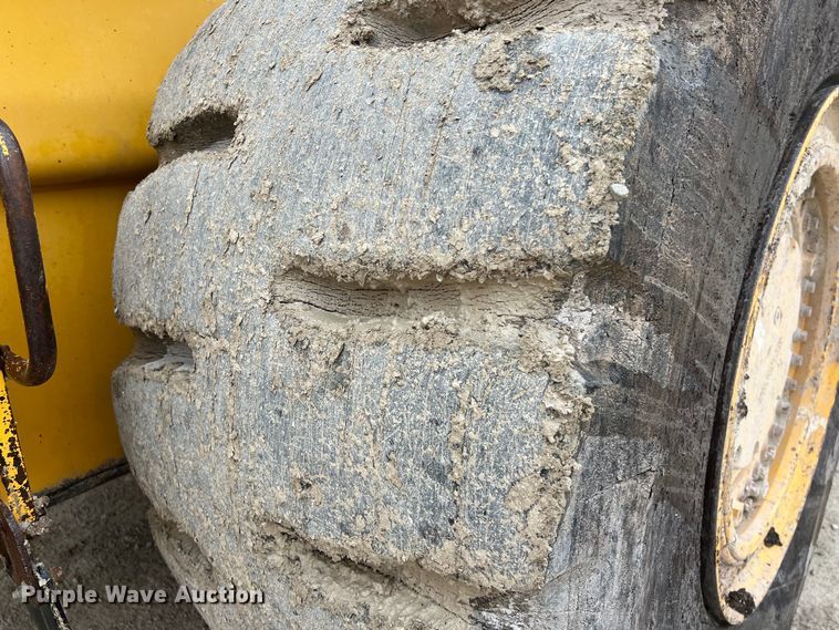 image for item DS3069 2004 Volvo  L330E wheel loader