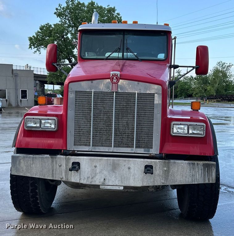 image for item DS4131 2015 Kenworth  W900 ready mix truck