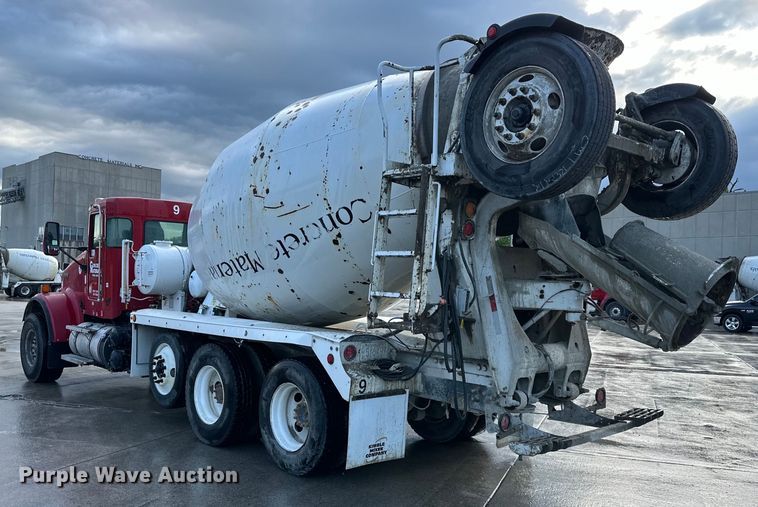 image for item DS4131 2015 Kenworth  W900 ready mix truck