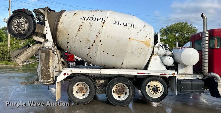 image for item DS4131 2015 Kenworth  W900 ready mix truck