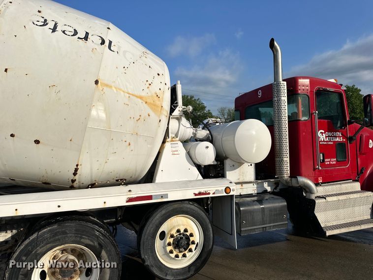 image for item DS4131 2015 Kenworth  W900 ready mix truck