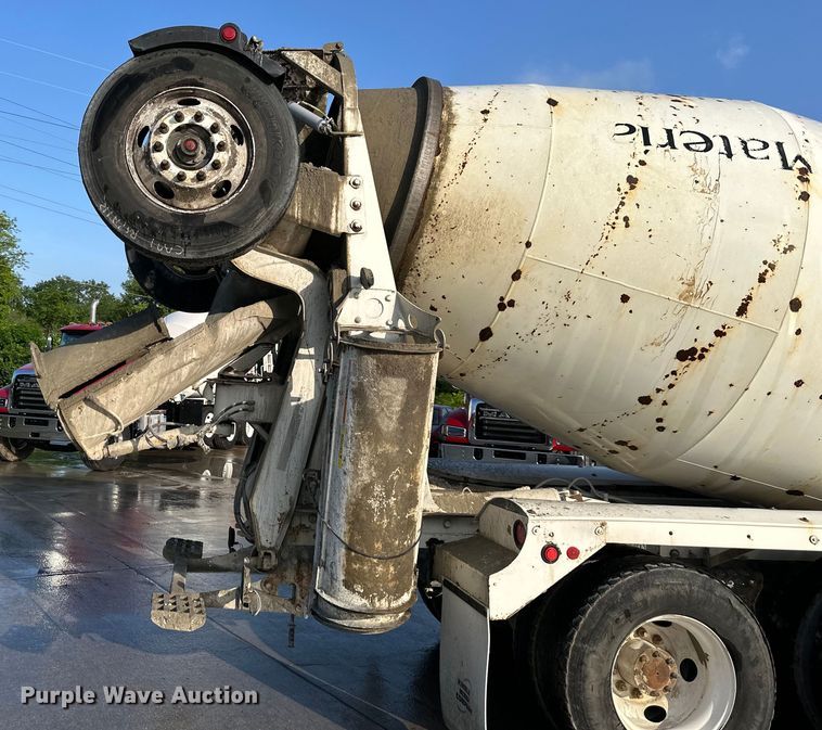 image for item DS4131 2015 Kenworth  W900 ready mix truck