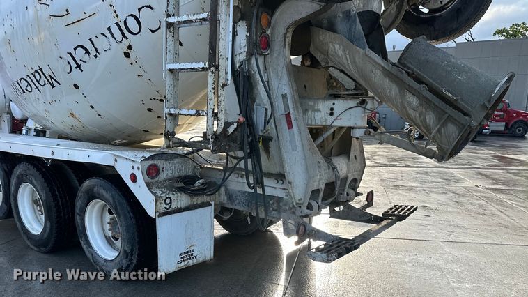 image for item DS4131 2015 Kenworth  W900 ready mix truck